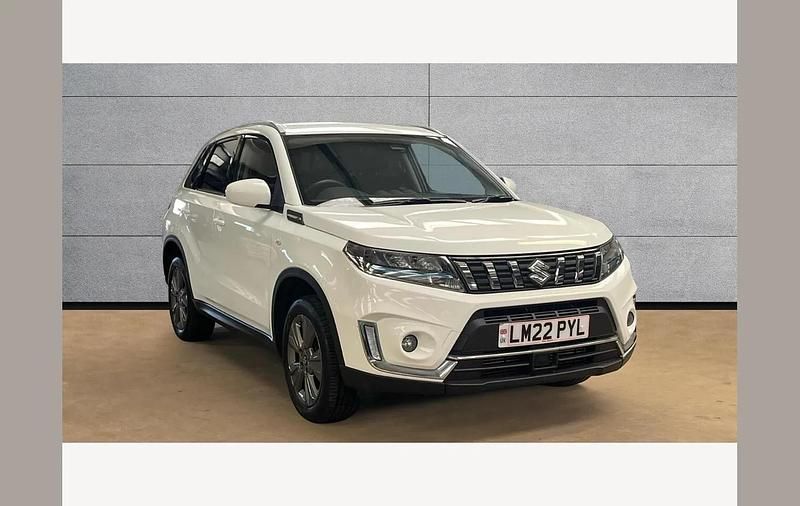 Used Suzuki Vitara SZ-T 129 HP (94 kW) 2022 White SUV