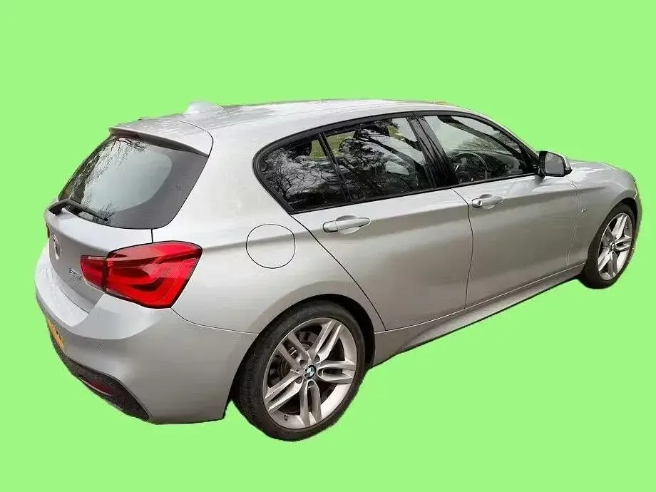 Usado BMW 125 M Sport 224 CV (164 kW) 2016 Plateado Utilitario