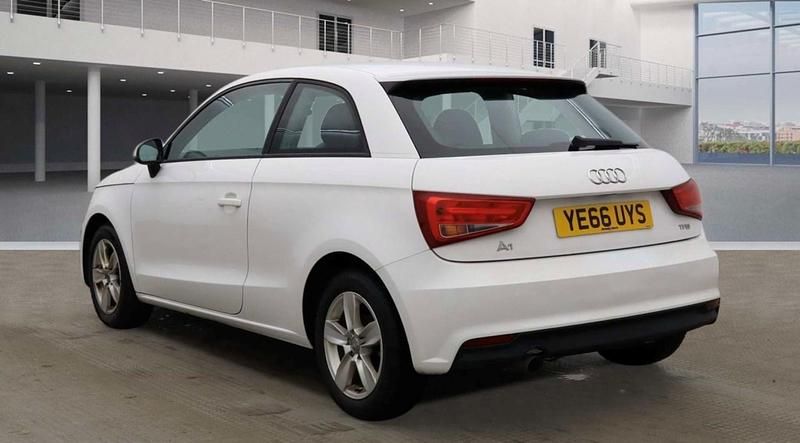 Used Audi A1 Comfort 2016 White Hatchback