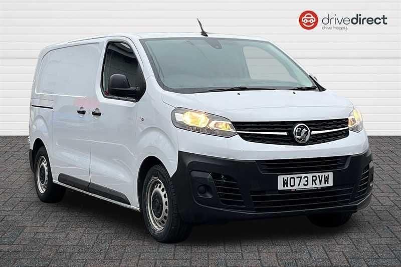 Used Vauxhall Vivaro S 120 HP (88 kW) 2024 White MPV