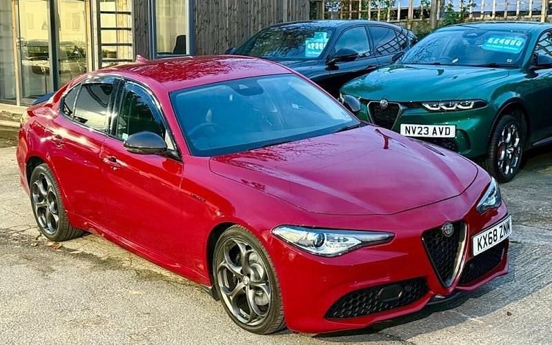 Used 2020 Alfa Romeo Giulia Veloce Sedan | £21,995 (Good price) - Image 1/4