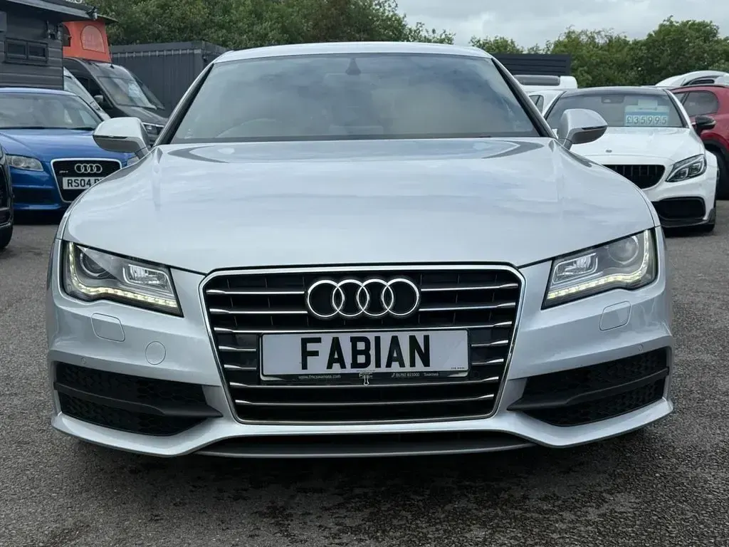 Used Audi A7 Sportback S-Line 204 HP (150 kW) 2012 Silver Hatchback