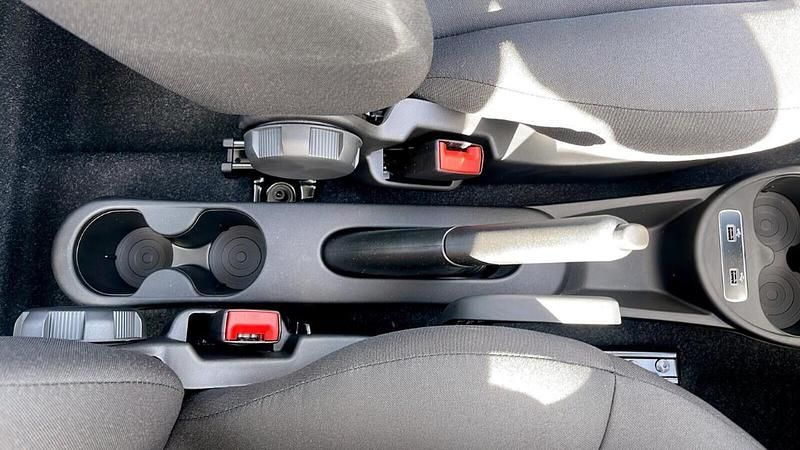 Used Fiat 500 S 70 HP (51 kW) 2023 White Hatchback