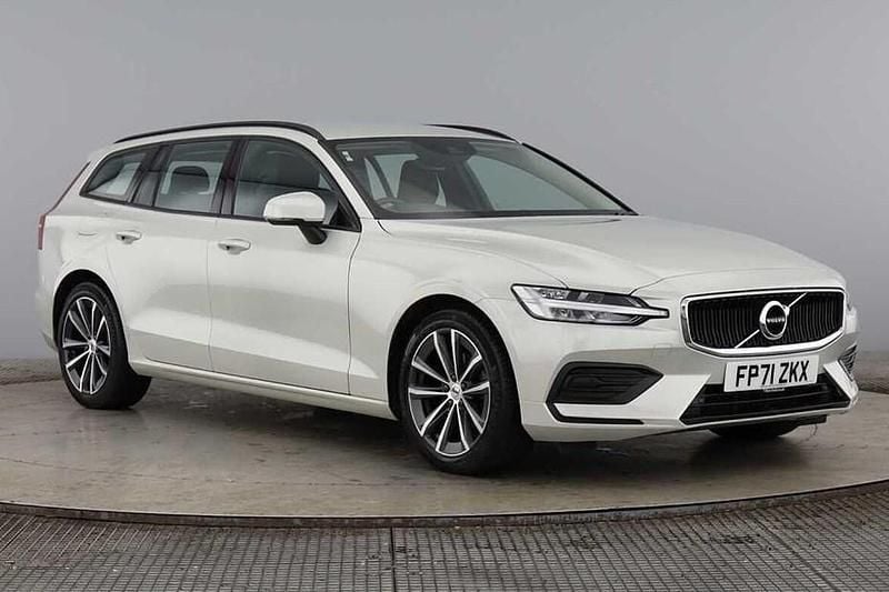 Gold Used 2022 Volvo V60 Momentum Estate | £20,500 (Super price) - Image 1/1