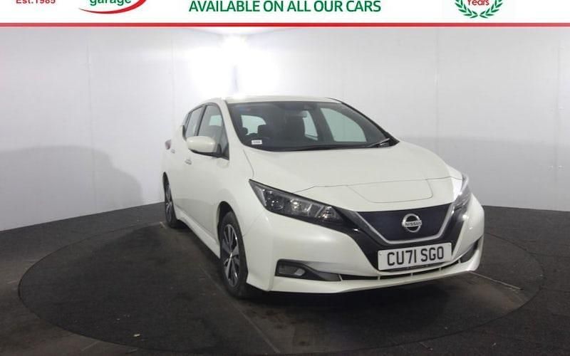 Used Nissan Leaf Acenta 110 kW (150 HP) 2021 White Hatchback