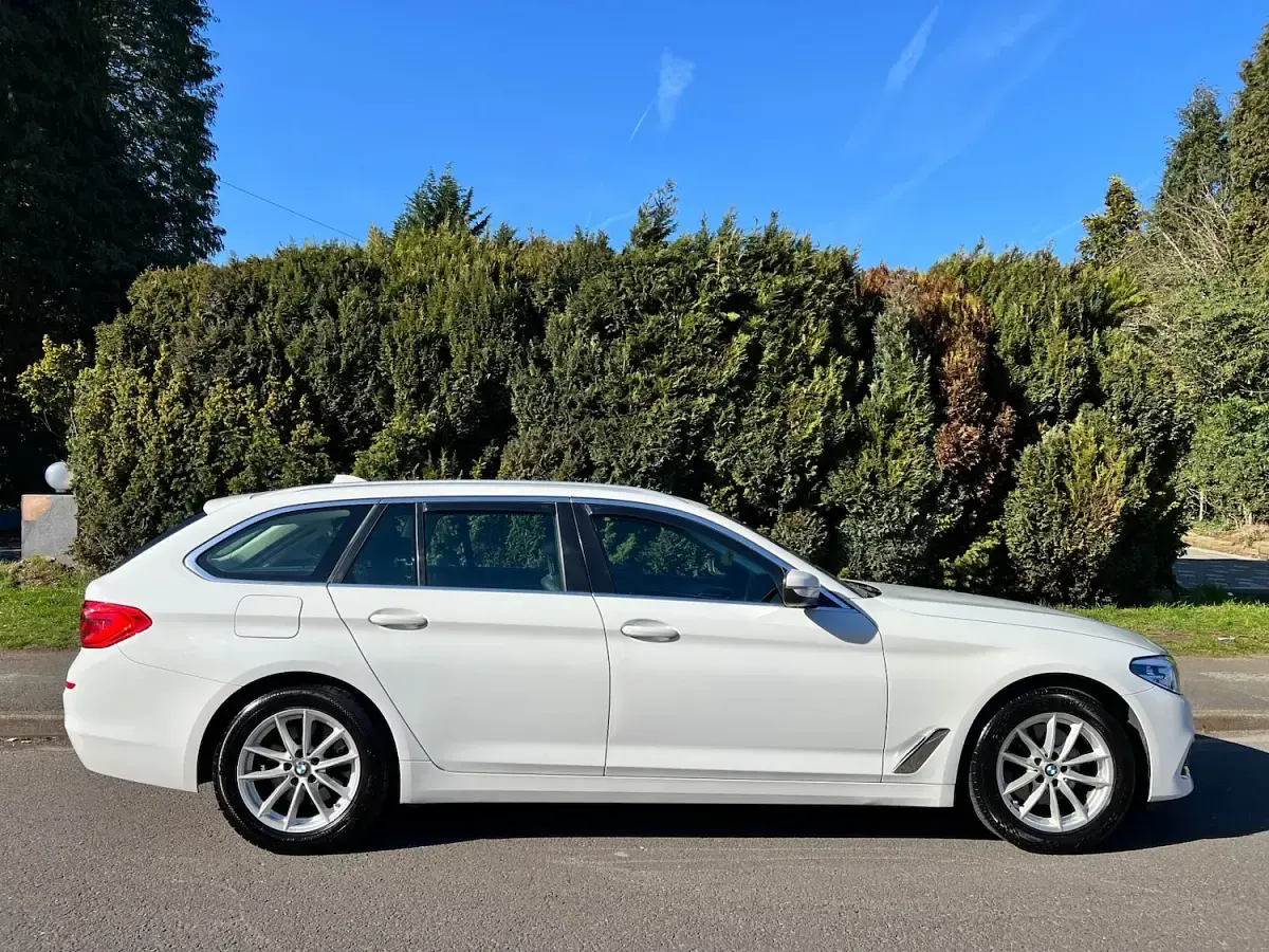 Used BMW 520 Comfort Edition 190 HP (139 kW) 2018 White Estate