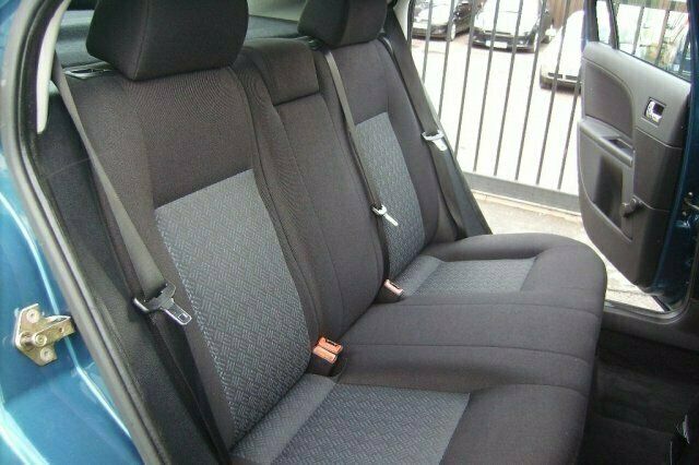Używany Ford Mondeo 2006 Hatchback