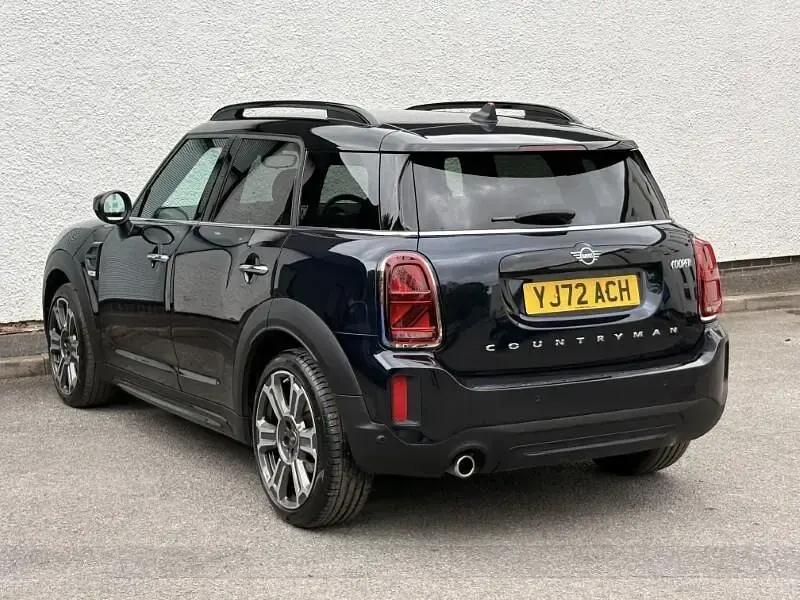 Used Mini Cooper Countryman Exclusive 134 HP (98 kW) 2022 Black SUV