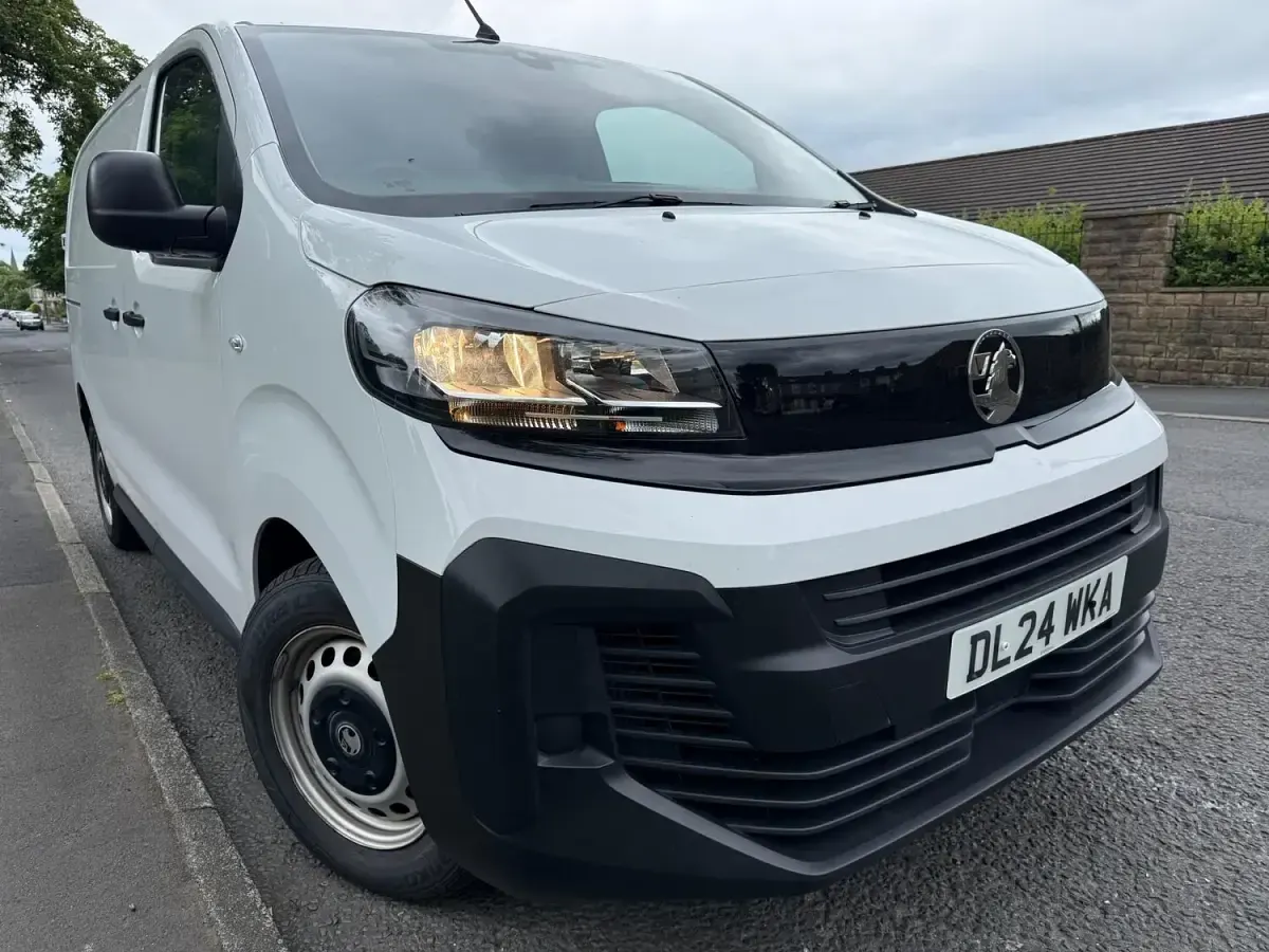 Used Vauxhall Vivaro 2024 White MPV