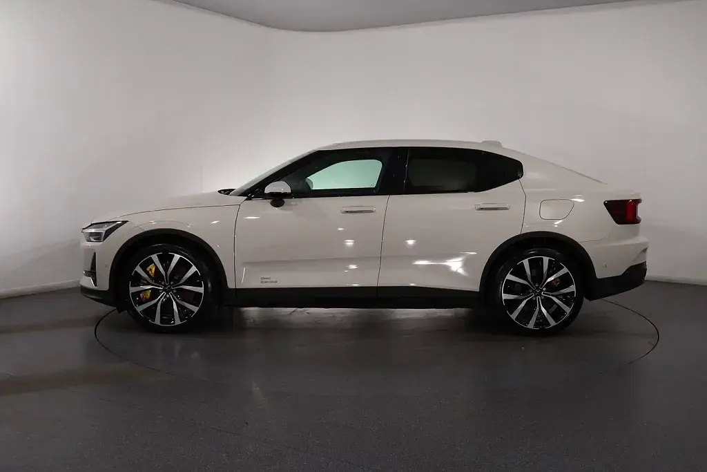 New Polestar 2 22 kW (30 HP) 2025 Hatchback