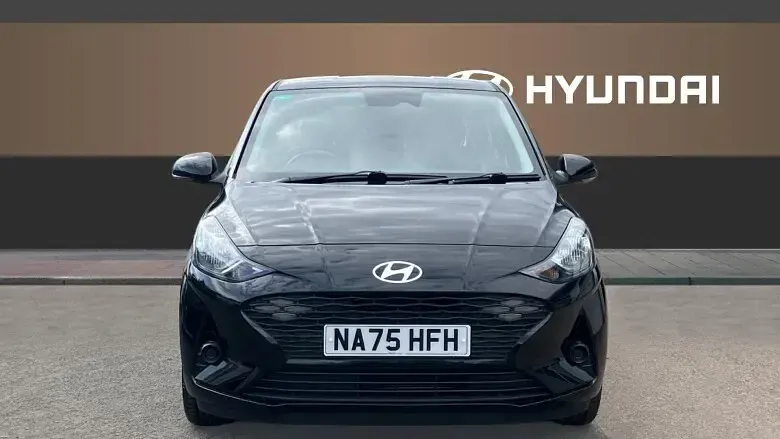 Używany Hyundai i10 Advanced 63 KM (46 kW) 2025 Czarny Hatchback