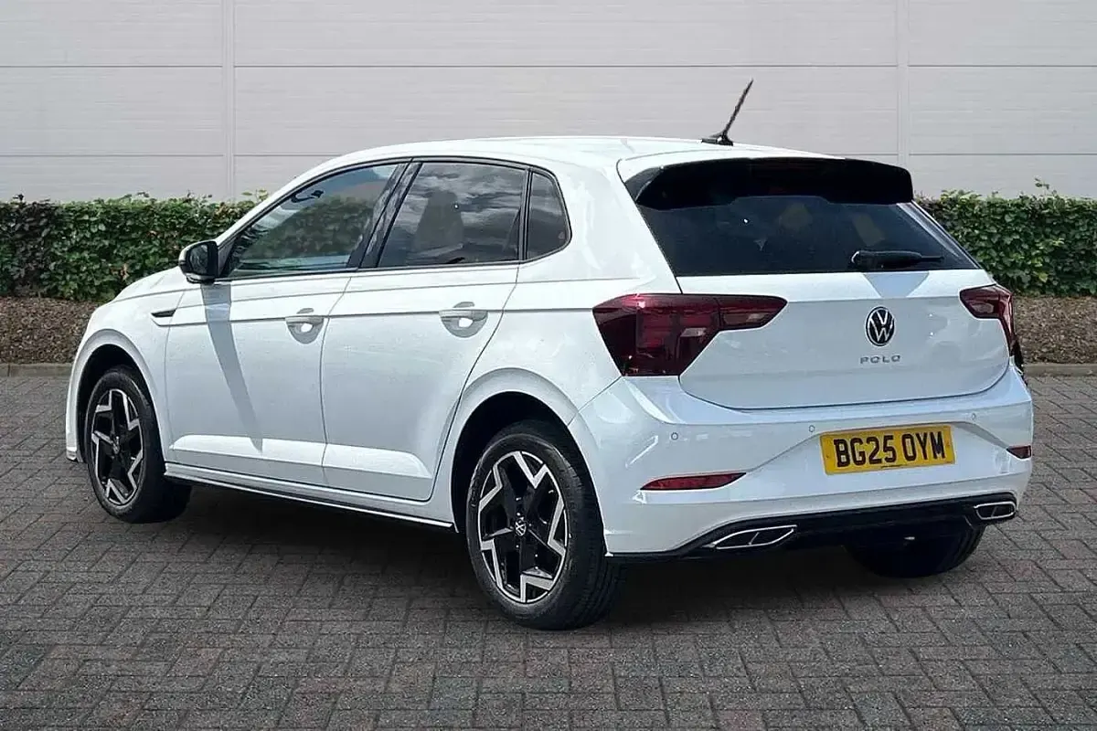 Used VW Polo R-line 95 HP (69 kW) 2025 White Hatchback