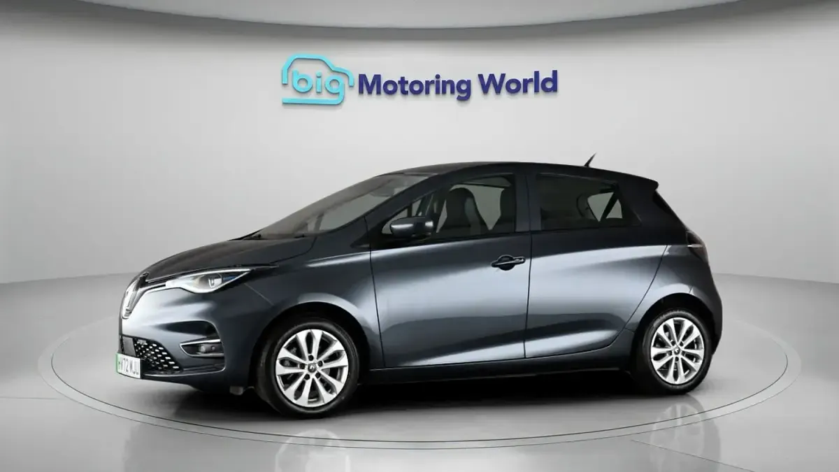 Used Renault Zoe Version S 100 kW (136 HP) 2022 Grey Hatchback