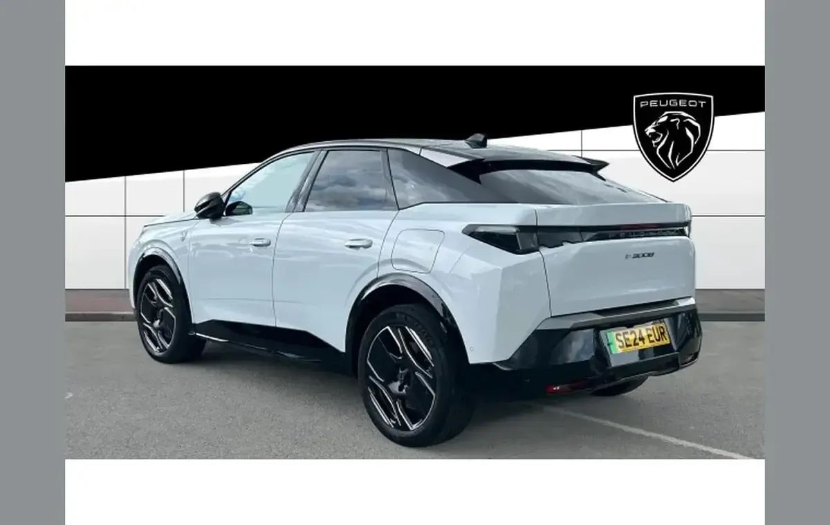 Used Peugeot e-3008 GTi 156 kW (213 HP) 2024 White SUV