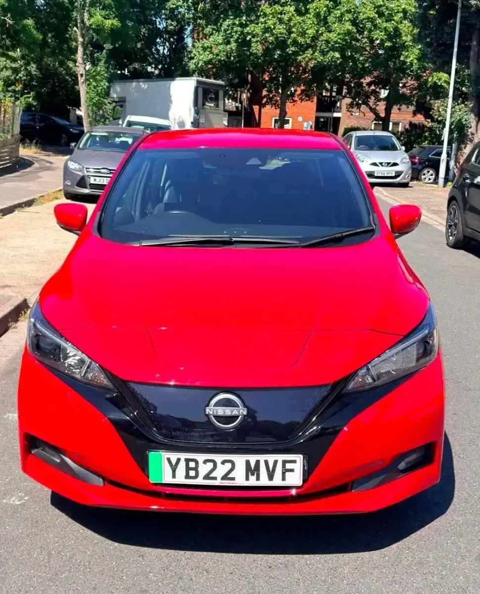 Used Nissan Leaf Acenta 110 kW (150 HP) 2022 Red Hatchback