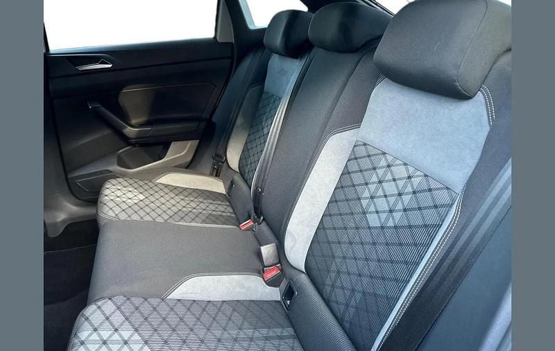 Used VW Taigo R-line 109 HP (80 kW) 2022 Grey SUV