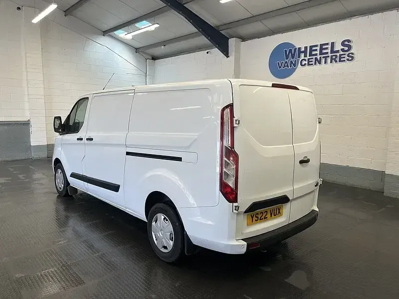 Used Ford Transit Custom Trend 105 HP (77 kW) 2022 White Van