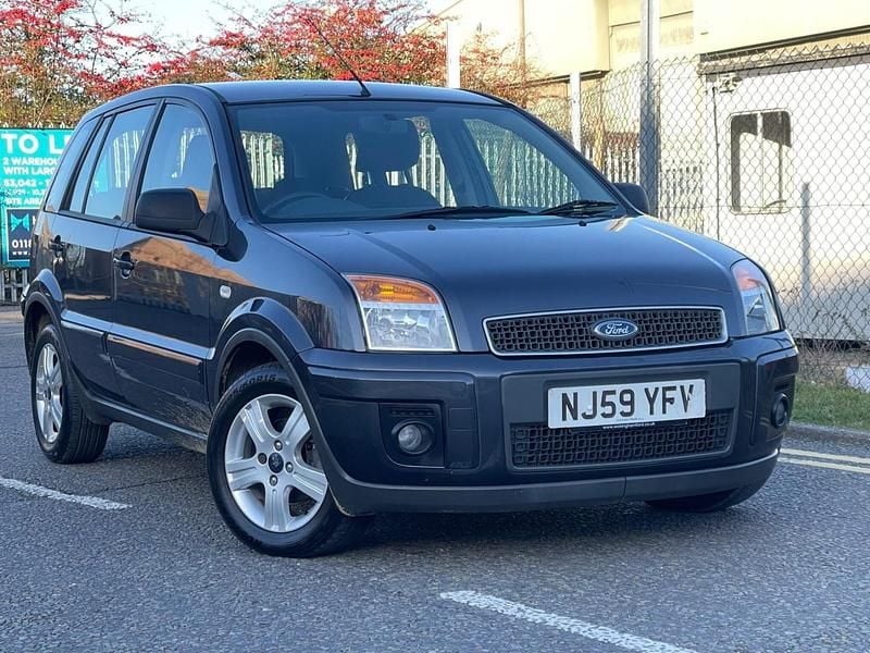 Used Ford Fusion Zetec 99 HP (72 kW) 2009 Grey Hatchback