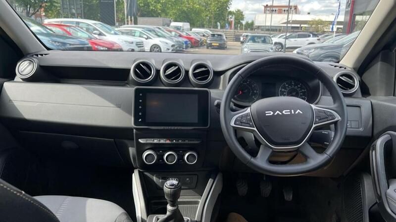 Green Used 2023 Dacia Duster Extreme SUV | £17,583 (Expensive) - Image 1/4