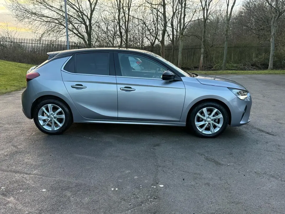 Usado Vauxhall Corsa Elite 2021 Cinzento Citadino