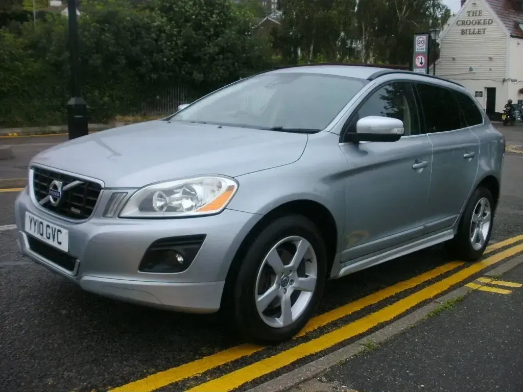 Used Volvo XC60 R-Design 2010 Silver SUV