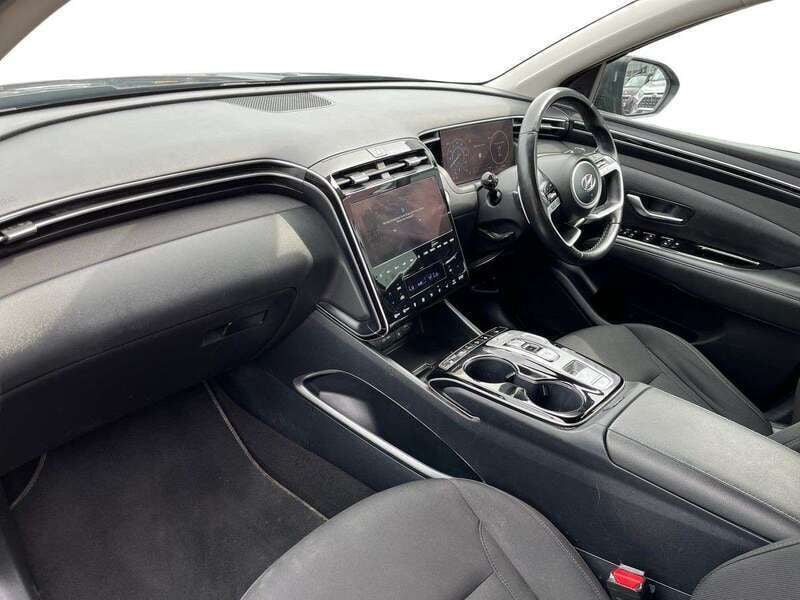 Image 2/4