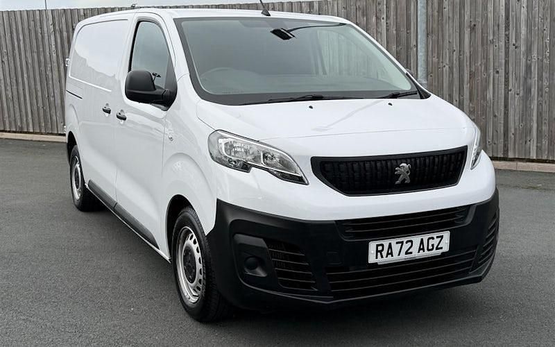 White Used 2023 Peugeot Expert Premium Van | £13,000 (Fair price) - Image 1/4