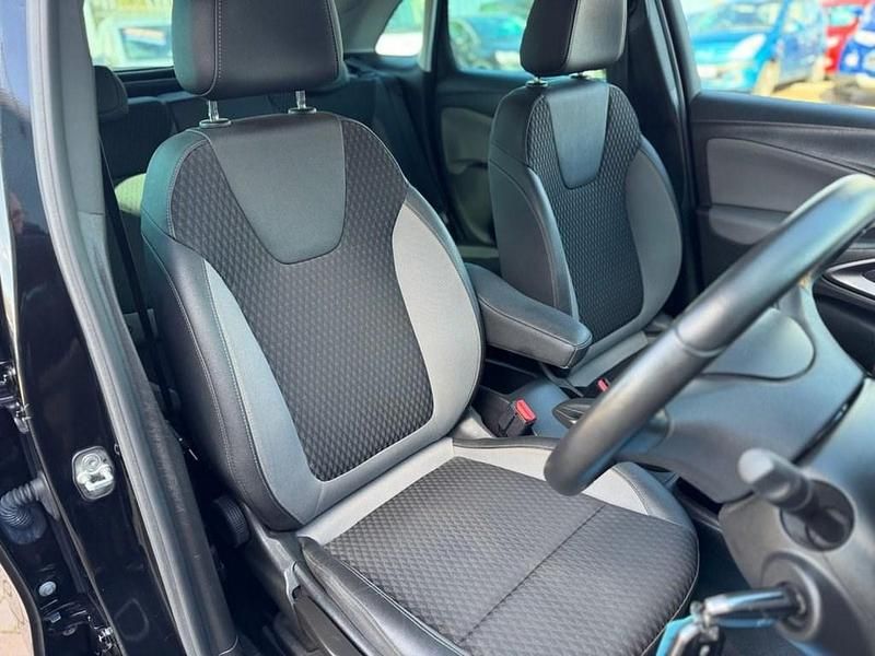 Second-hand Vauxhall Crossland X Elite 83 CP (61 kW) 2018 Negru SUV