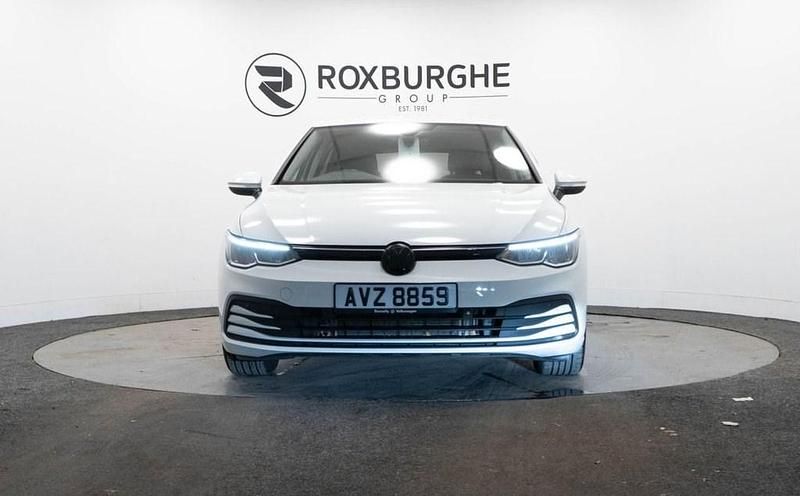 Used VW Golf VIII Life 110 HP (80 kW) 2023 White Hatchback