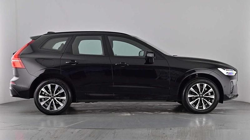 Used Volvo XC60 Plus 197 HP (144 kW) 2022 Onyx black SUV
