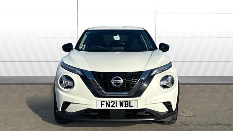Used Nissan Juke Acenta 114 HP (83 kW) 2021 White SUV