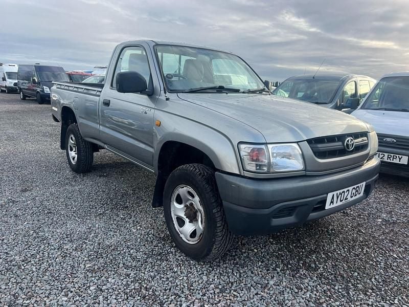Used Toyota HiLux 102 HP (75 kW) 2002 Silver Pickup