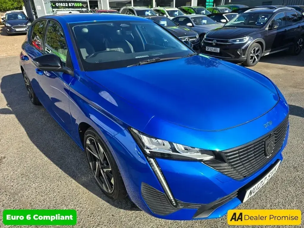 Used Peugeot 308 Allure Premium 130 HP (95 kW) 2022 Blue Hatchback