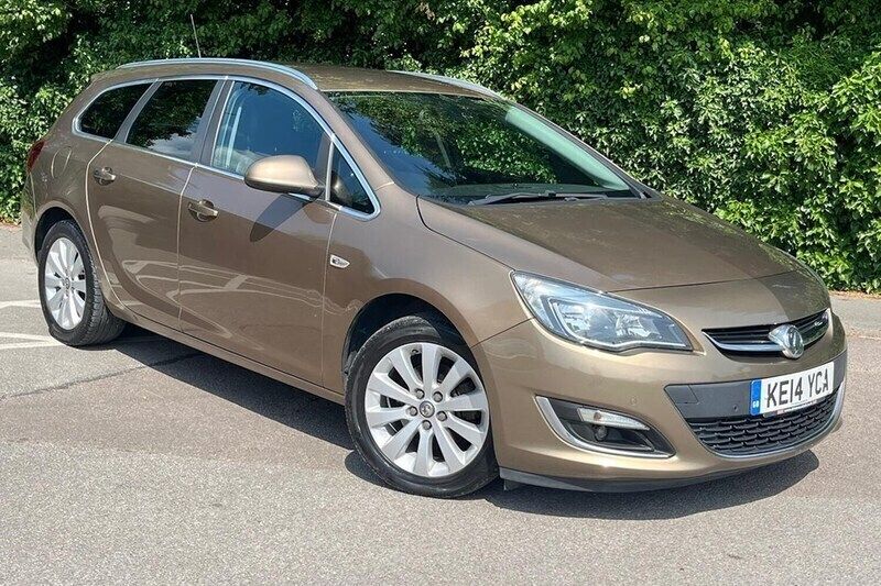 Bronze Used 2014 Vauxhall Astra Elite Estate | £3,649 (Fair price) - Image 1/1