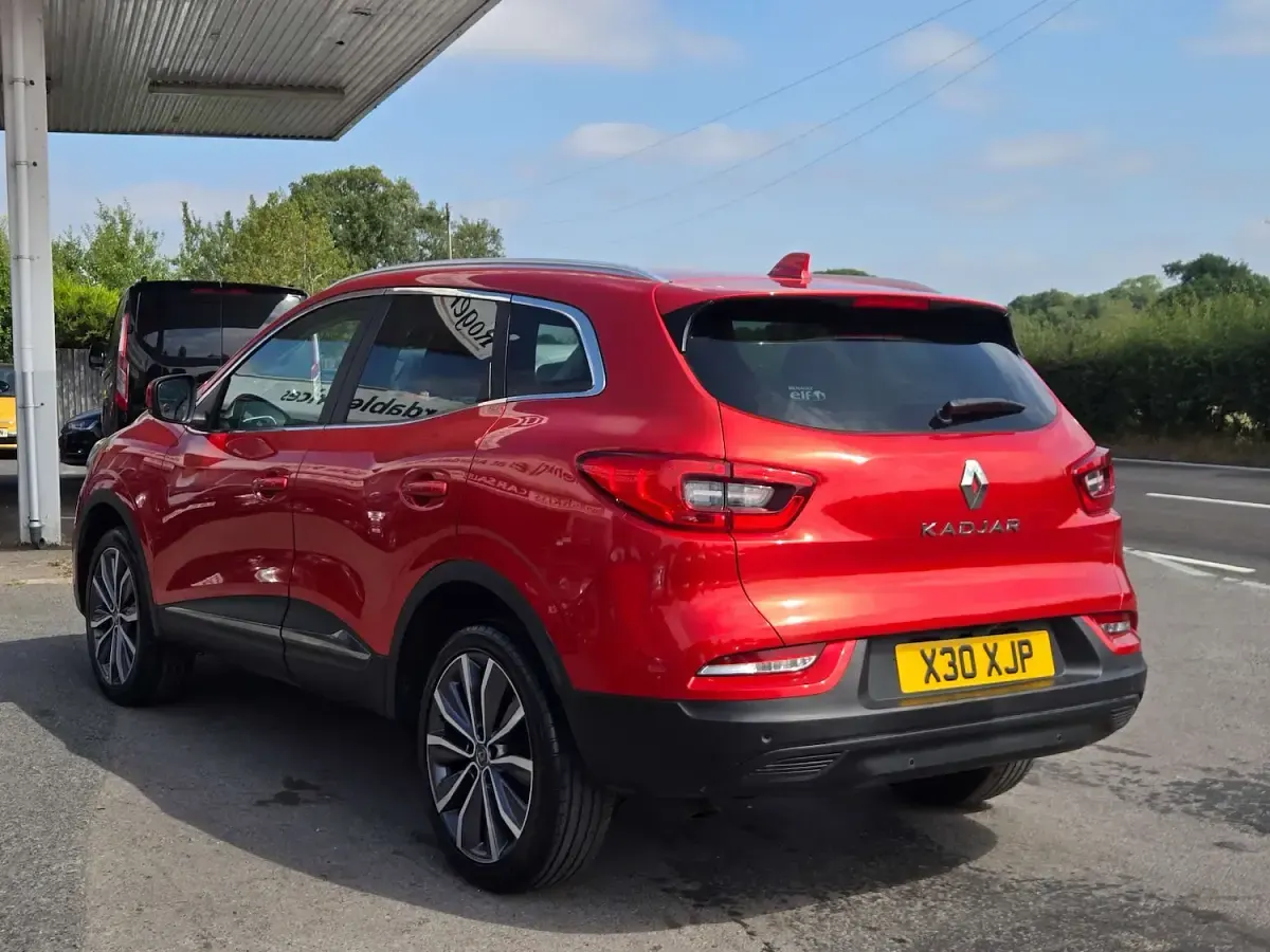 Used Renault Kadjar Iconic 140 HP (102 kW) 2019 Red SUV