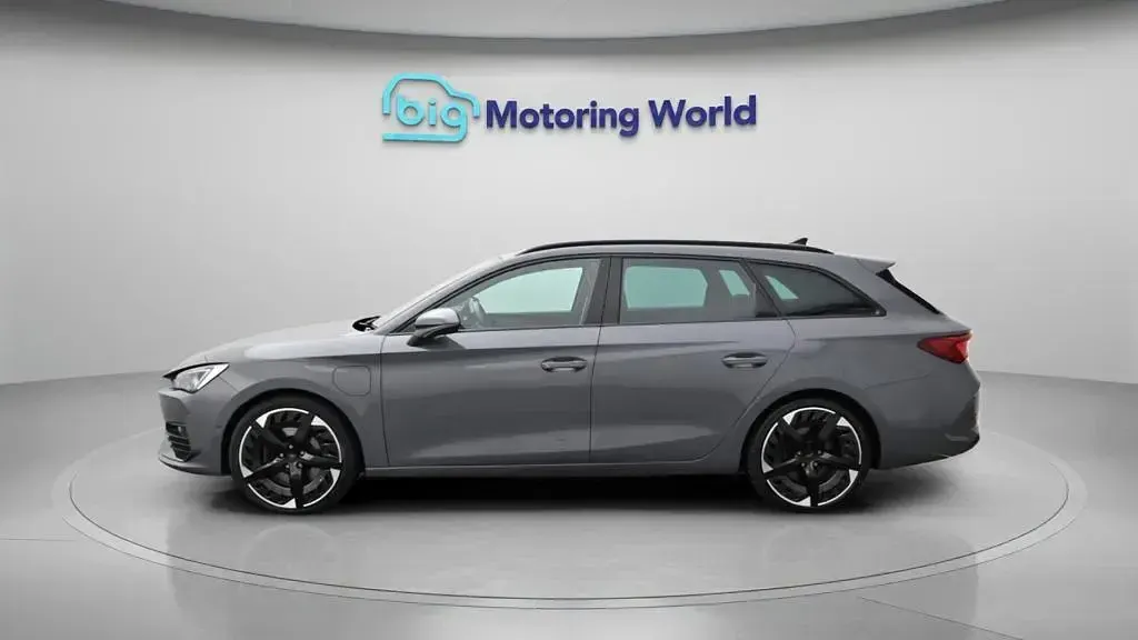 Used Cupra Leon VZ3 245 HP (180 kW) 2023 Grey Estate