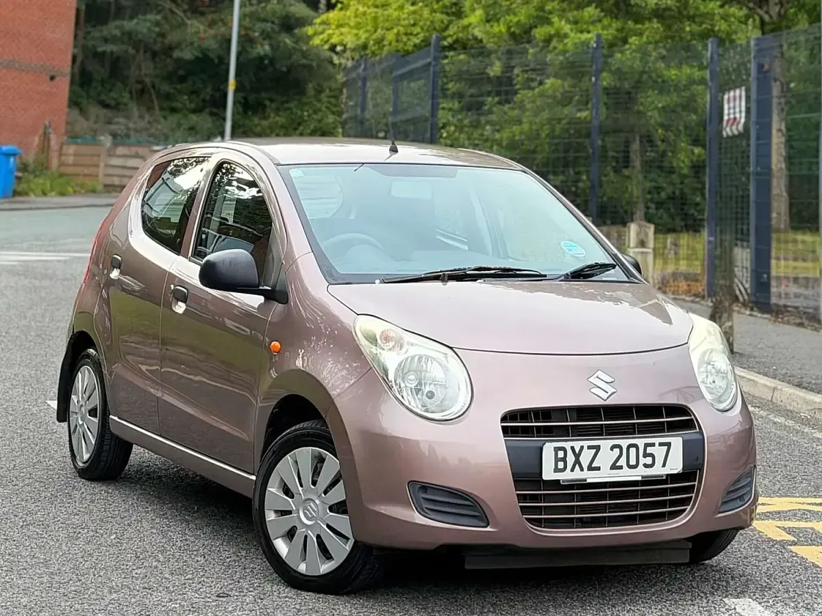 Used Suzuki Alto SZ3 68 HP (50 kW) 2011 Brown Hatchback