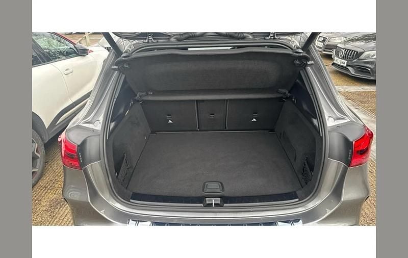 Used Mercedes GLA200 Executive 161 HP (118 kW) 2025 Grey SUV