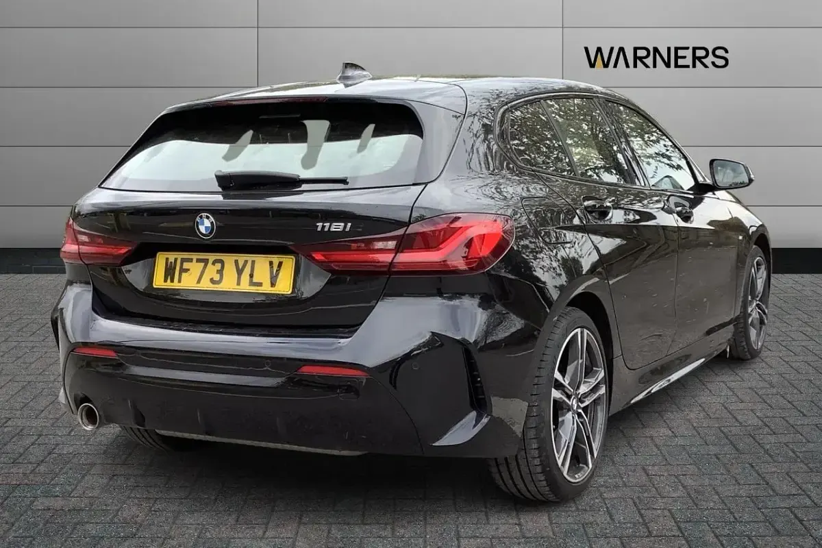 Used BMW 118 M Sport 134 HP (98 kW) 2023 Black Hatchback