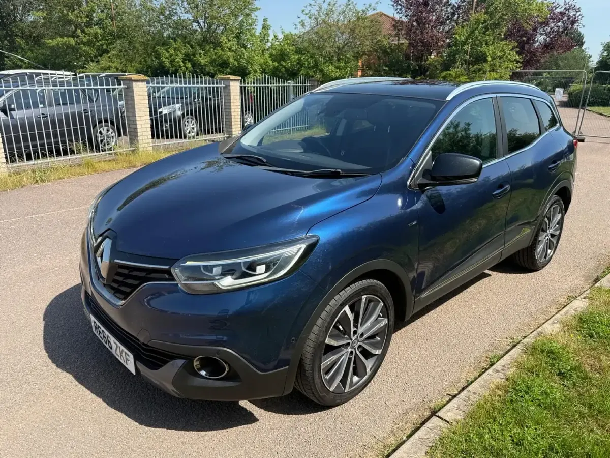 Used Renault Kadjar Signature 110 HP (80 kW) 2016 Blue SUV