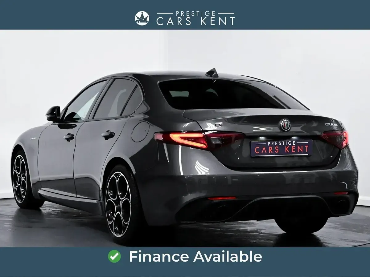 Used Alfa Romeo Giulia Veloce 280 HP (205 kW) 2022 Grey Sedan
