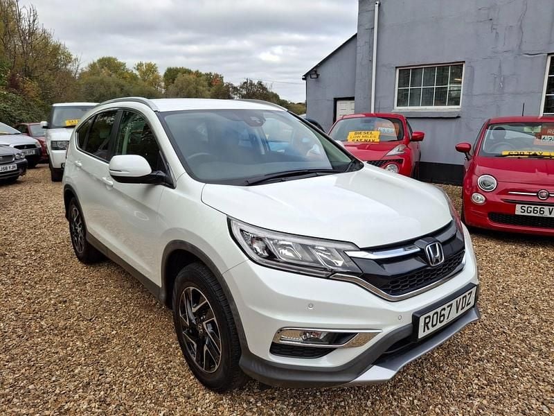 Orchid white Used 2017 Honda CR-V SE Plus SUV | £12,995 (Fair price) - Image 1/4