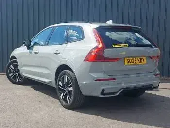 Used Volvo XC60 Plus 250 HP (183 kW) 2025 Grey SUV