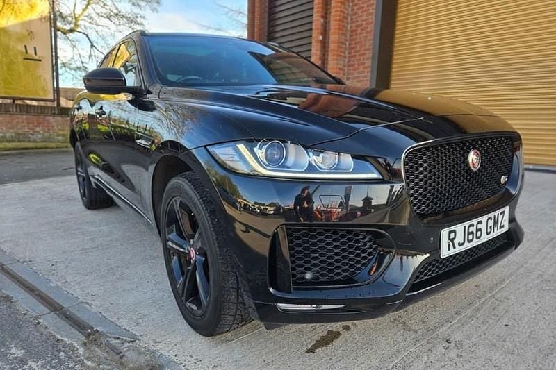 Used Jaguar F-Pace S 300 HP (220 kW) 2016 Black SUV