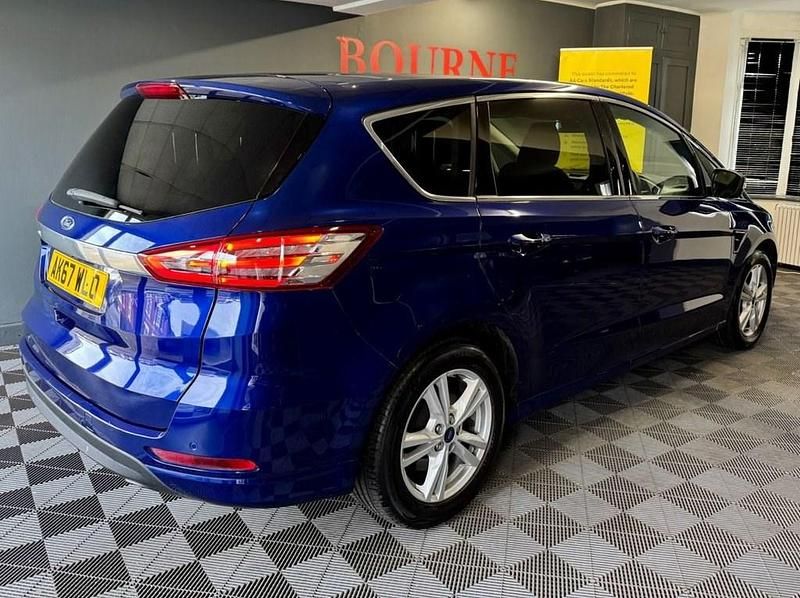 Used Ford S-MAX Titanium 150 HP (110 kW) 2017 Blue MPV
