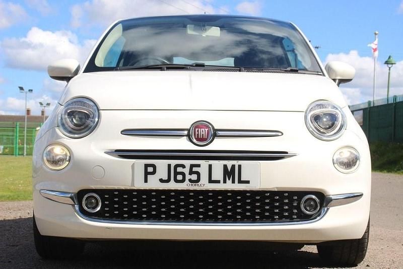 Used Fiat 500 Lounge 69 HP (50 kW) 2015 White Hatchback