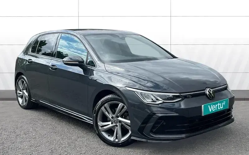 Used VW Golf VIII R-line 131 HP (96 kW) 2024 Hatchback