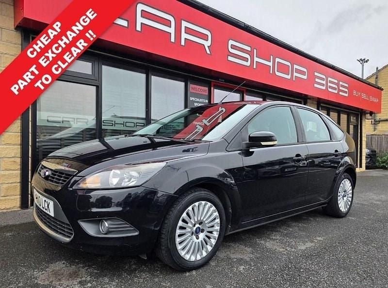 Black Used 2010 Ford Focus Titanium Hatchback | £1,290 (Fair price) - Image 1/4
