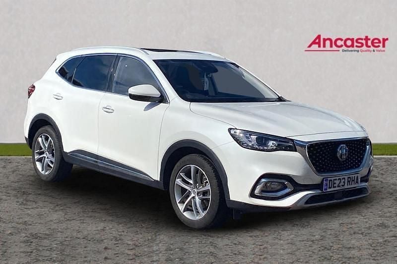White Used 2023 MG HS Exclusive SUV | £17,995 (Fair price) - Image 1/4