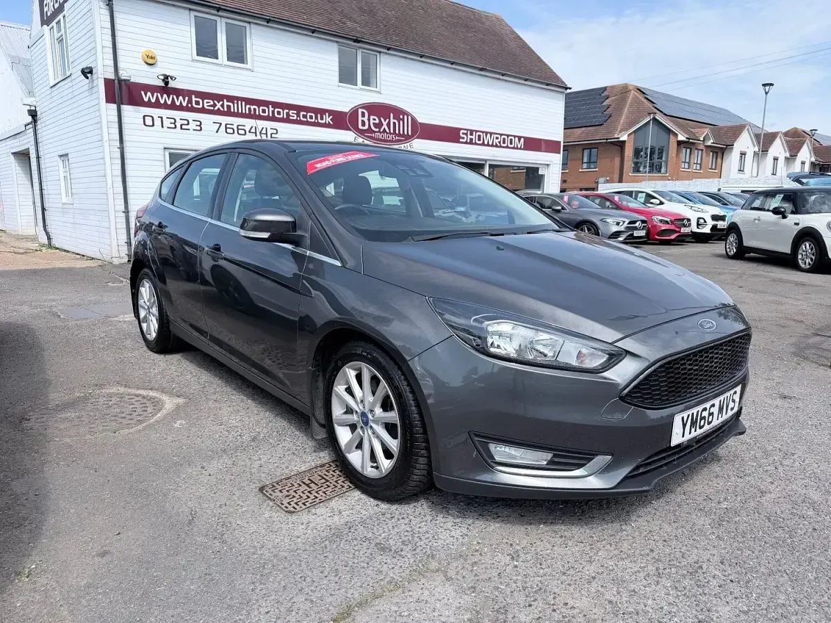 Used Ford Focus Titanium 2017 Grey Hatchback